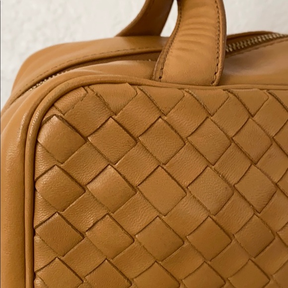 Bottega Venetta Intrecciato caramel mini bag - Picture 3 of 16